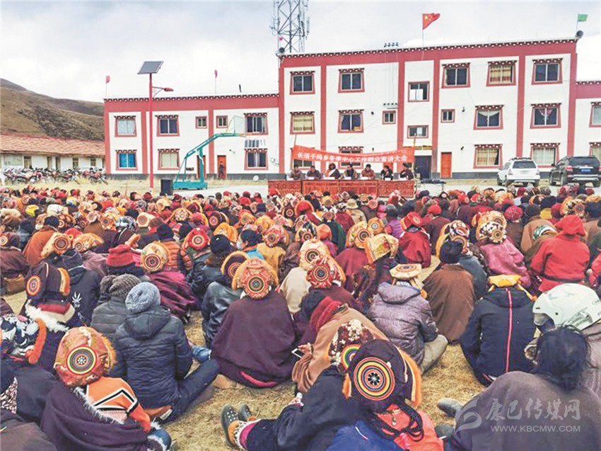 石渠縣開展“千人大下鄉(xiāng)” 、“千人大宣講”、“千人大走訪”活動(dòng)掠影